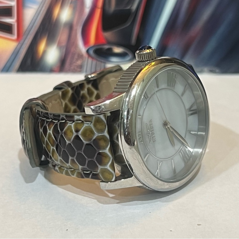 Invicta Silver Watch with Textured Brown Strap - Picture 3 of 11